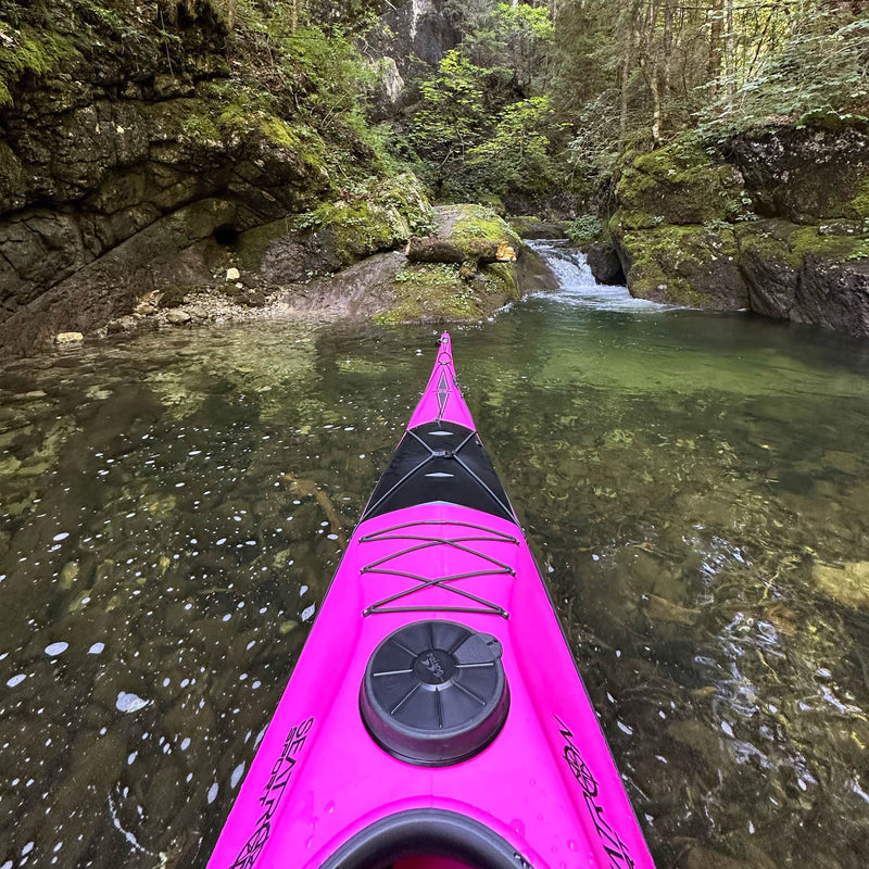 Lade das Bild in Galerie -Viewer, Prijon Seatron Sport im Einsatz