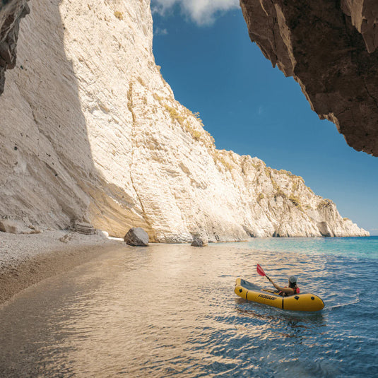 Aqua Bound Manta Ray Fiberglas Doppelpaddel im Einsatz