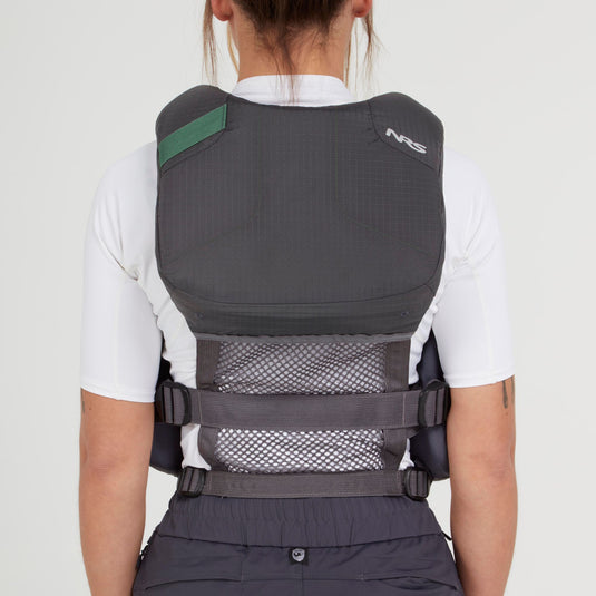 NRS Chinook Schwimmweste (Modell 2026) getragen Rücken