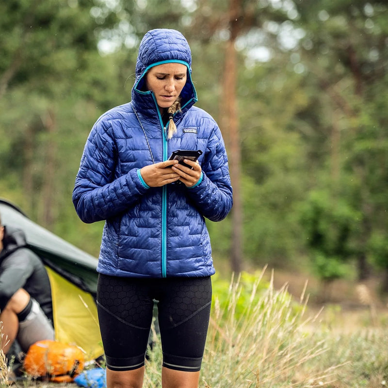 Lade das Bild in Galerie -Viewer, Ortlieb Safe-it Schutzhülle im Einsatz
