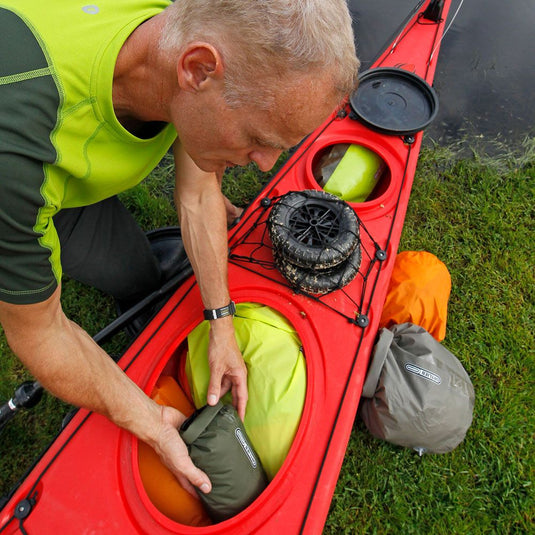 Ortlieb PS10 Valve Drybags im Kajak